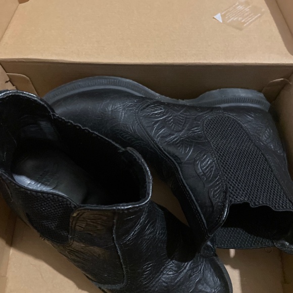 Ugg booties - Picture 1 of 5
